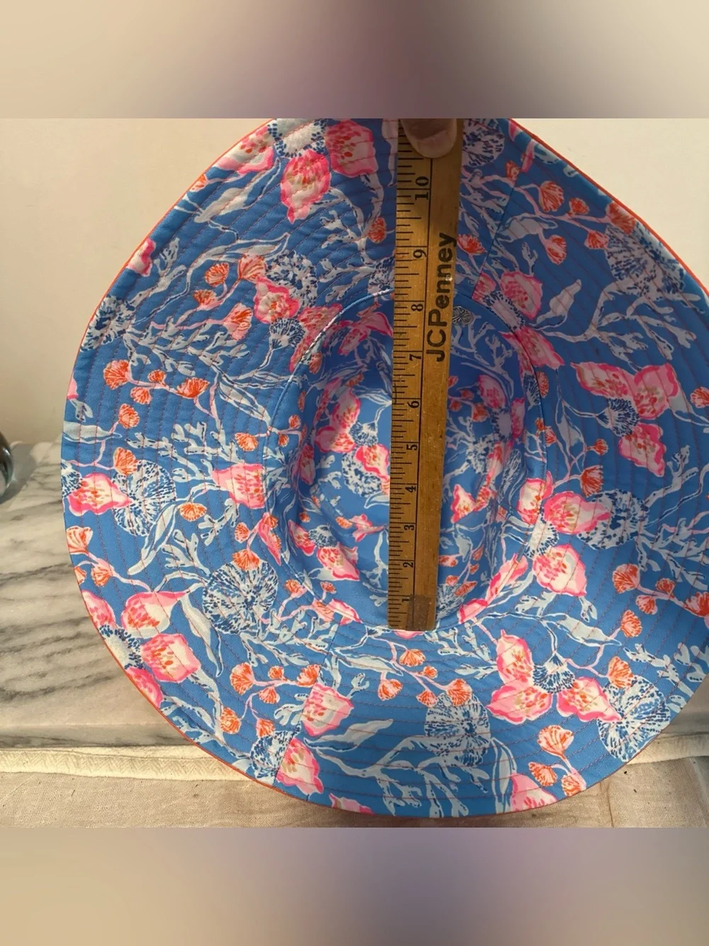 Lilly Pulitzer UPF 50+ Reversible Sun Hat in the Bahamian Rhapsody Excellent